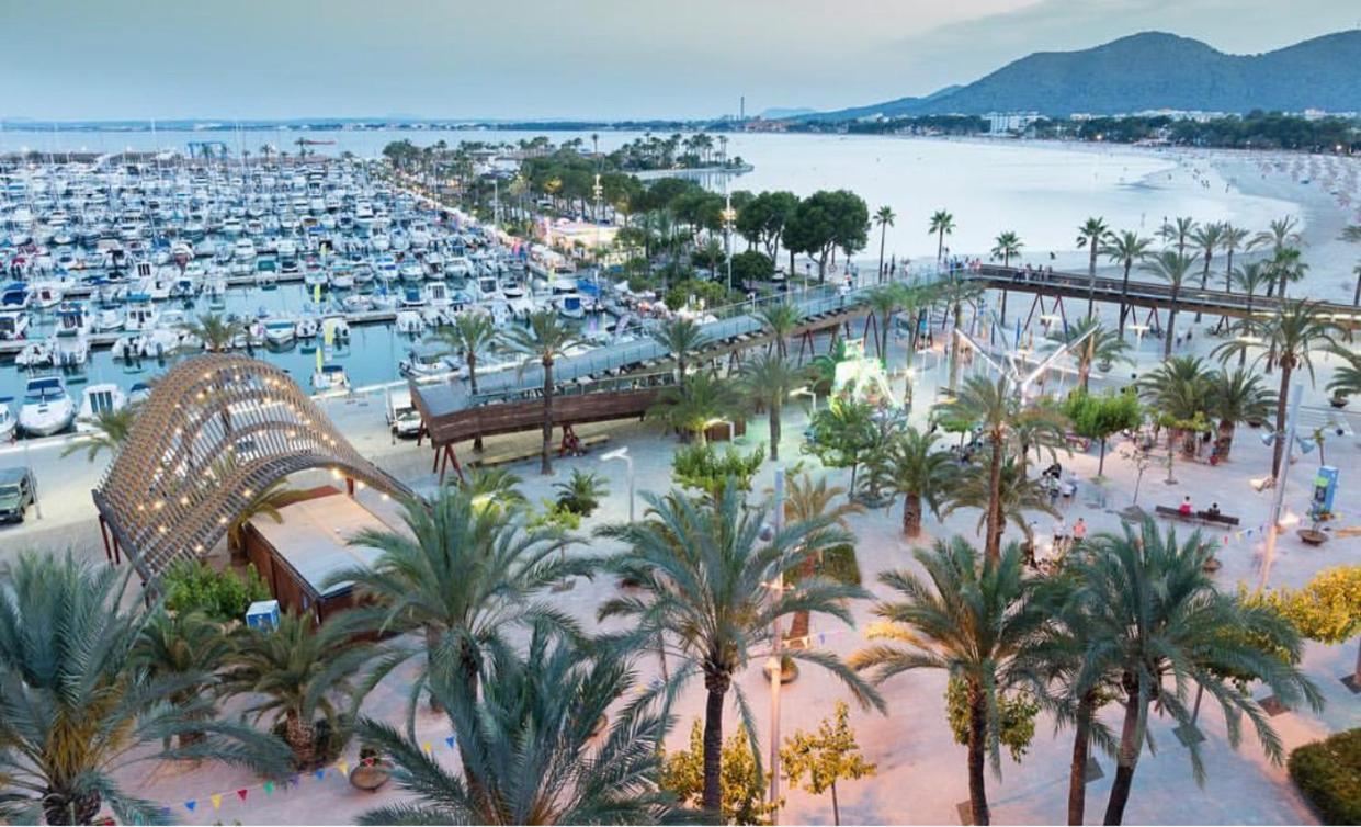 Aquamarina Beach Alcúdia Extérieur photo